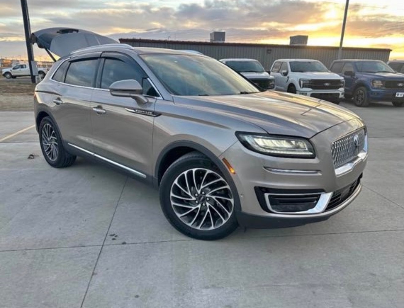 2020 Lincoln Nautilus Reserve